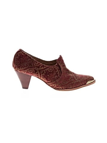 Latigo Heels (view 1)