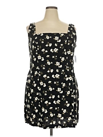 Old Navy Casual Dress (view 1)