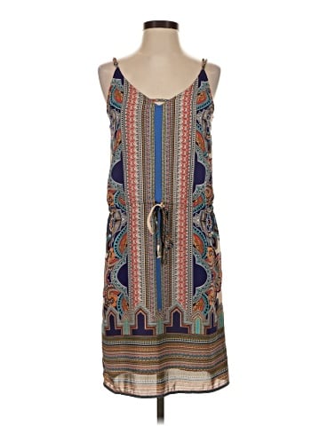 Lucy & Laurel Casual Dress (view 1)