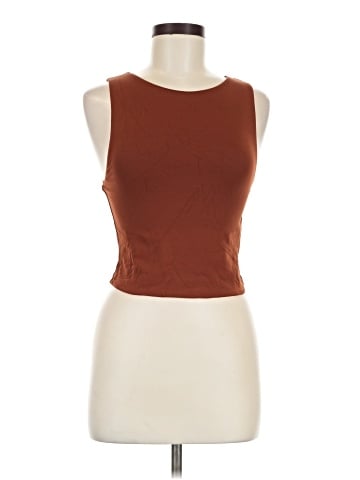 Babaton Sleeveless T-Shirt (view 1)