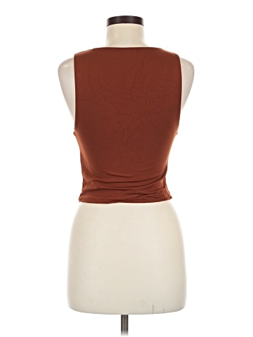 Babaton Sleeveless T-Shirt (view 2)