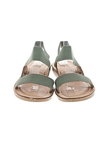 Universal Thread Sandals (view 2)