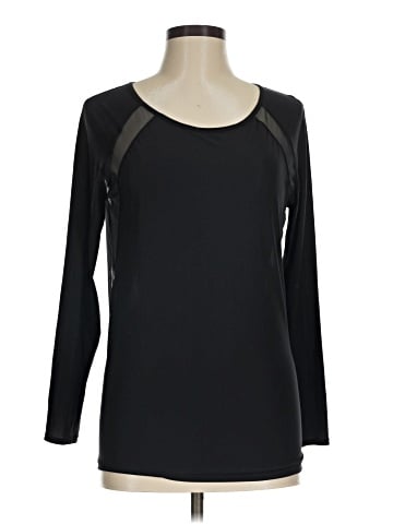 Lululemon Athletica Long Sleeve T-Shirt (view 1)