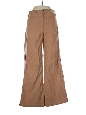 Maeve Khakis (view 1)