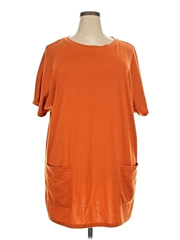 Dokotoo Short Sleeve T-Shirt (view 1)