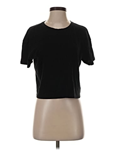 Old Navy Short Sleeve T-Shirt (view 1)