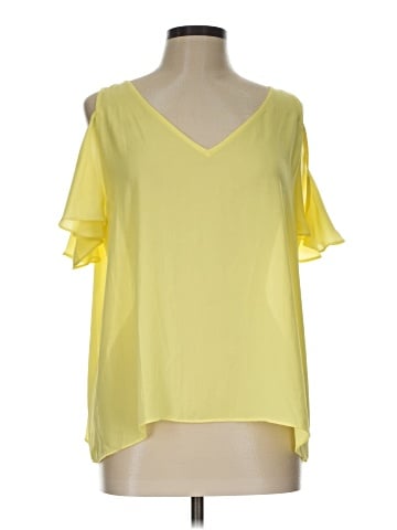 Violet & Claire Short Sleeve Blouse (view 1)
