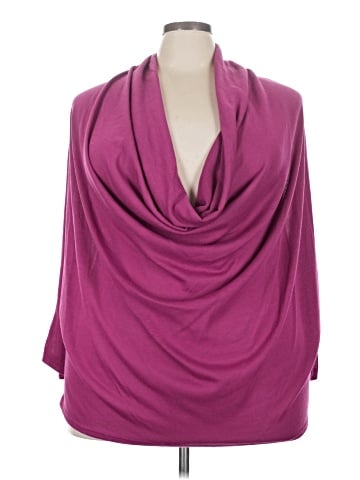 Poliana Plus Pullover Sweater (view 1)