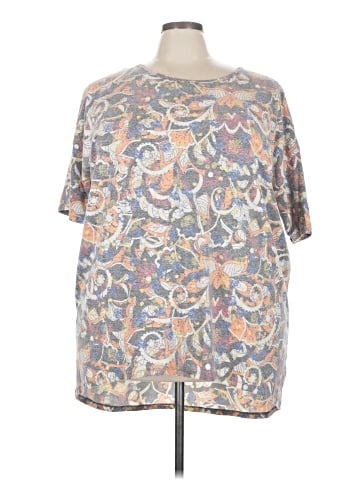 Lularoe Short Sleeve T-Shirt (view 1)