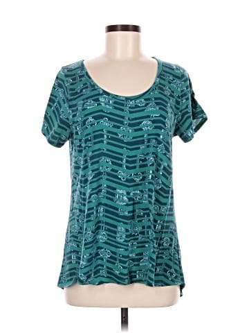 Lularoe Active T-Shirt (view 1)