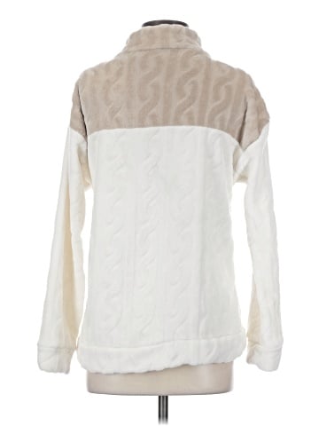 Bearpaw Pullover Sweater (view 2)