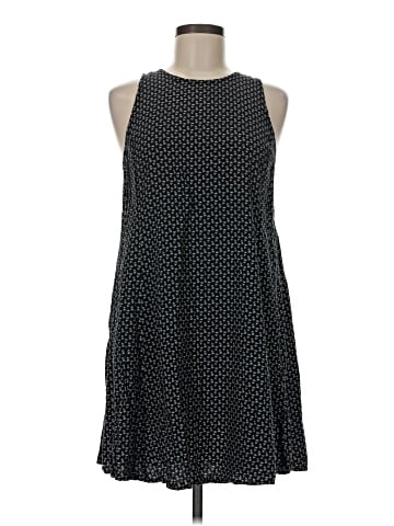 Old Navy Casual Dress (view 1)