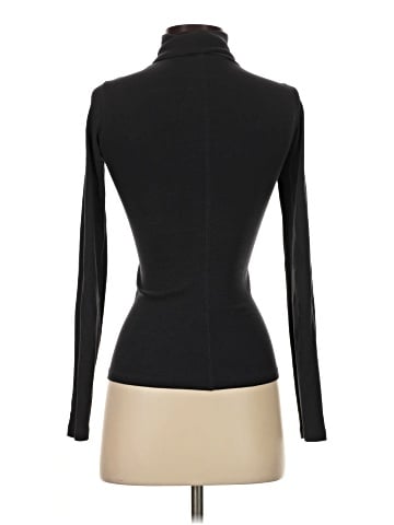 Everlane Turtleneck Sweater (view 2)