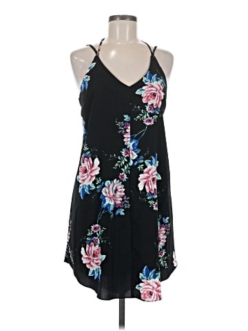 Red Saks Fifth Avenue Casual Dress (view 1)