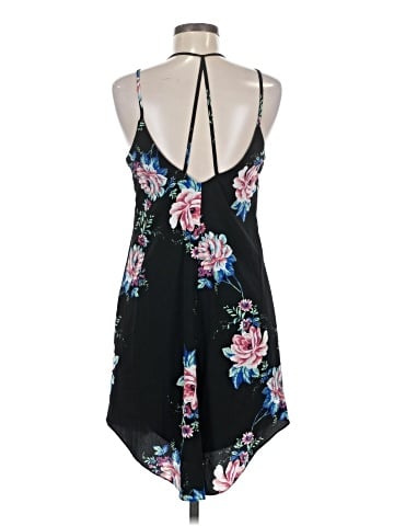 Red Saks Fifth Avenue Casual Dress (view 2)