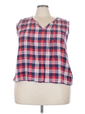 Weekend Suzanne Betro Sleeveless Blouse (view 1)
