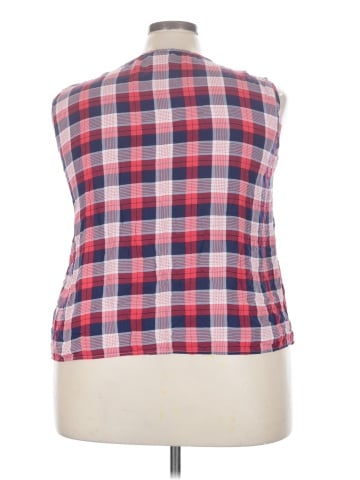 Weekend Suzanne Betro Sleeveless Blouse (view 2)