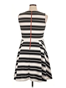 Danny And Nicole Casual Dress (view 2)