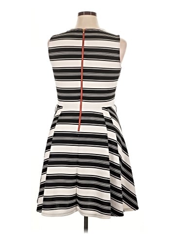 Danny And Nicole Casual Dress (view 2)