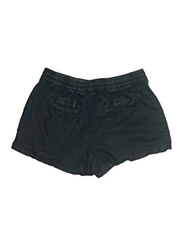 Gap Shorts (view 2)
