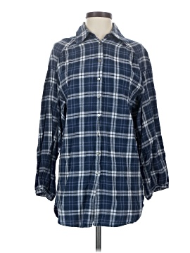 Vince. 3/4 Sleeve Button-Down Shirt (view 1)