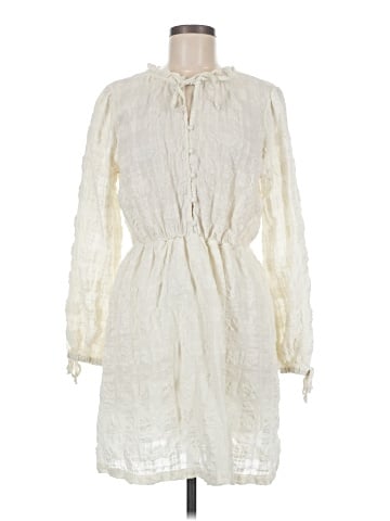 Saks Fifth Avenue Casual Dress (view 1)