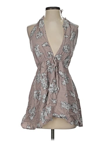 TOBI Sleeveless Blouse (view 1)