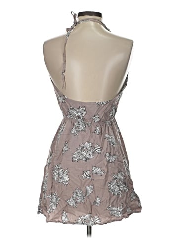 TOBI Sleeveless Blouse (view 2)