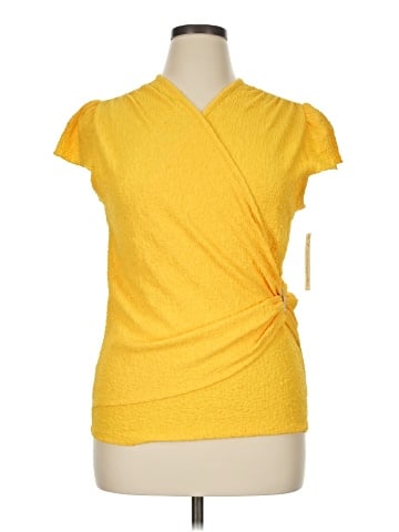 Loveappella Sleeveless T-Shirt (view 1)