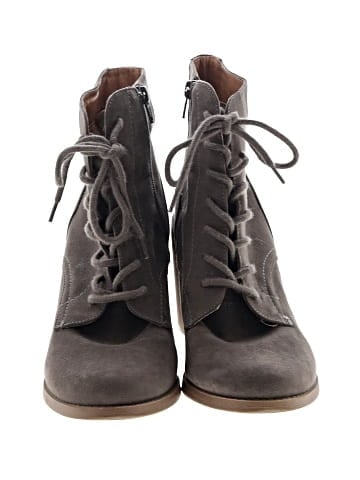 Universal Thread Ankle Boots (view 2)