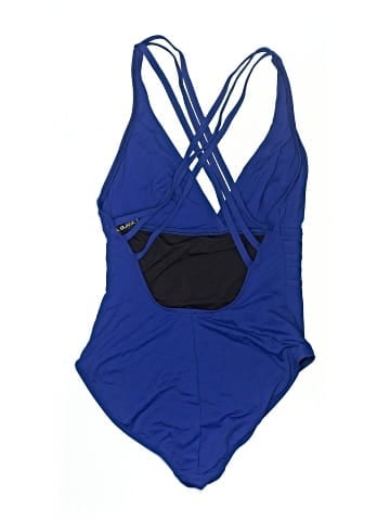 La Blanca One Piece Swimsuit (view 2)