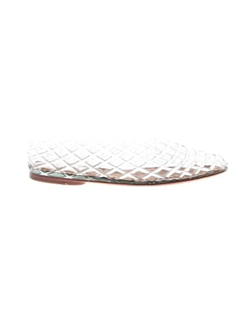 Unbranded Flats (view 1)