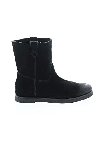 Ugg Boots (view 1)