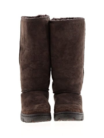 Ugg Boots (view 2)