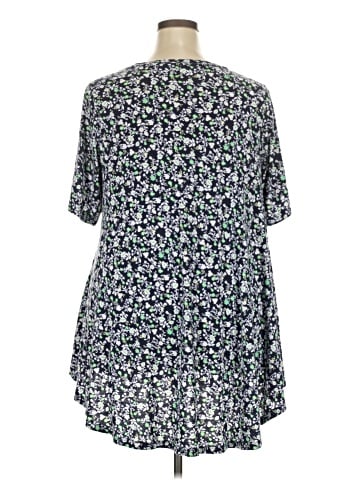 Lane Bryant Short Sleeve T-Shirt (view 2)