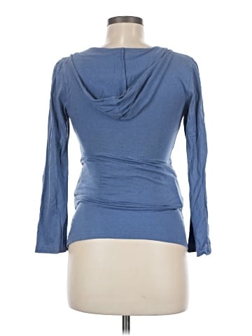Liz Lange Maternity 3/4 Sleeve T-Shirt (view 2)