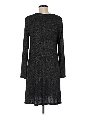 Old Navy Casual Dress (view 2)