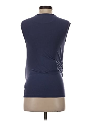 Luxe Essentials for a Pea in the Pod Sleeveless T-Shirt (view 2)