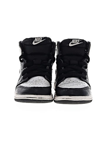 Nike Sneakers (view 2)