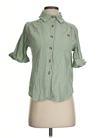 Vicki Wayne 3/4 Sleeve Button-Down Shirt (view 1)
