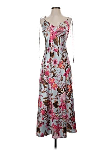 Victoria's Secret Casual Dress (view 1)