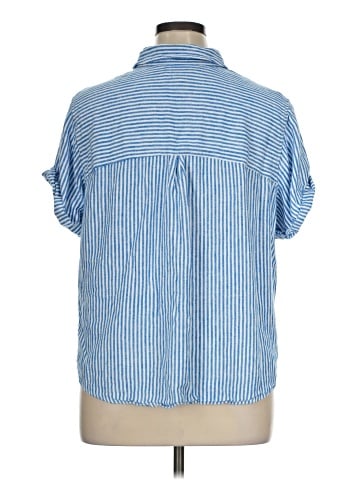 Universal Thread Short Sleeve Blouse (view 2)