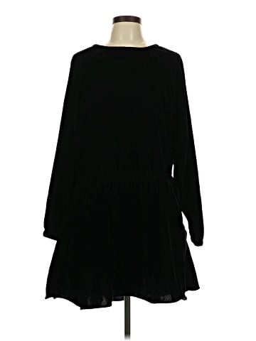 Universal Thread Casual Dress (view 1)