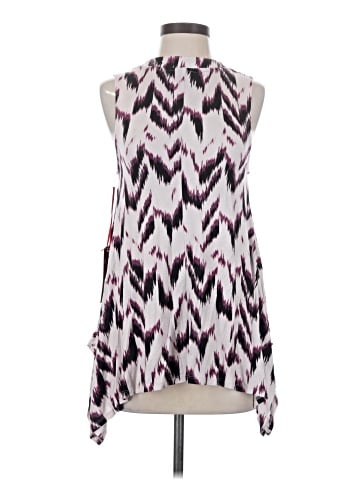 Jennifer Lopez Sleeveless Blouse (view 1)