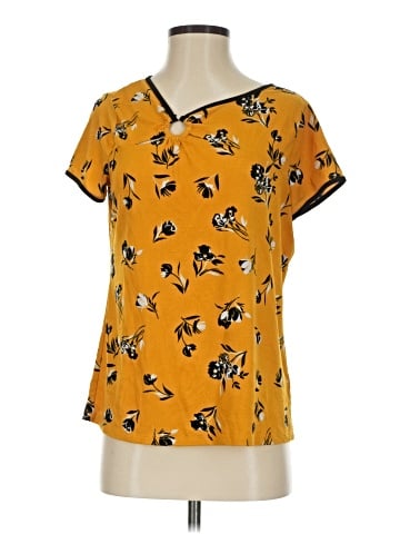 Adrienne Vittadini Short Sleeve Blouse (view 1)