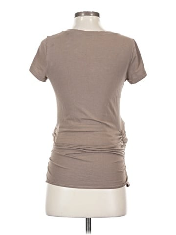 Old Navy Short Sleeve T-Shirt (view 2)