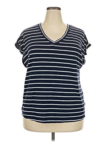Jessica Simpson Short Sleeve T-Shirt (view 1)