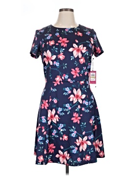 Vince Camuto Casual Dress