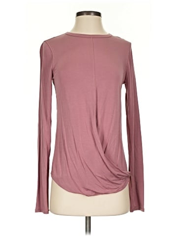 Lululemon Athletica Long Sleeve T-Shirt (view 1)
