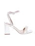 Lulus White Sandals Size 9 - photo 1